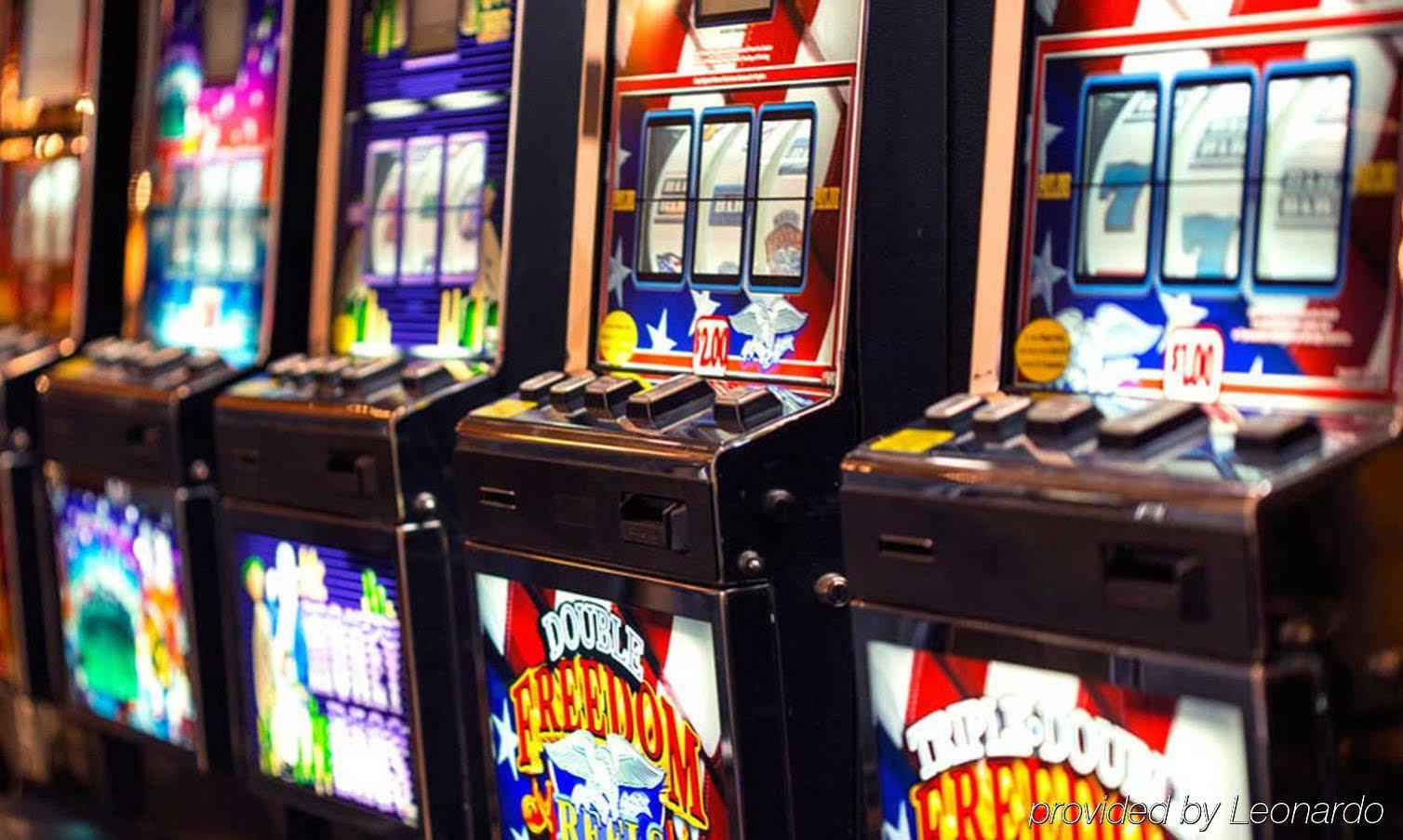 Apache Casino Hotel Lawton Exteriör bild