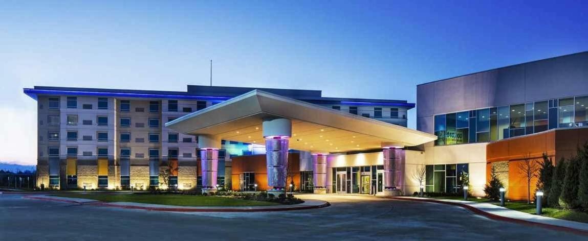 Apache Casino Hotel Lawton Exteriör bild